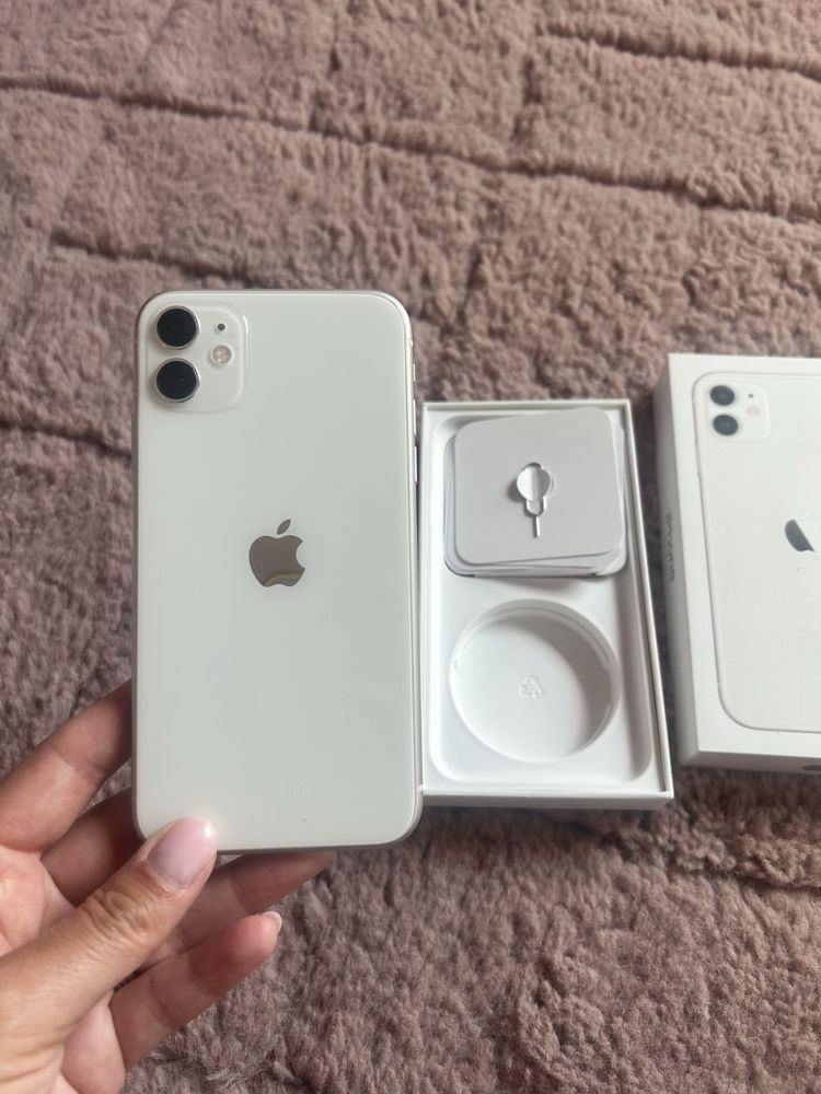 Iphone 11 64 GB kolor biały