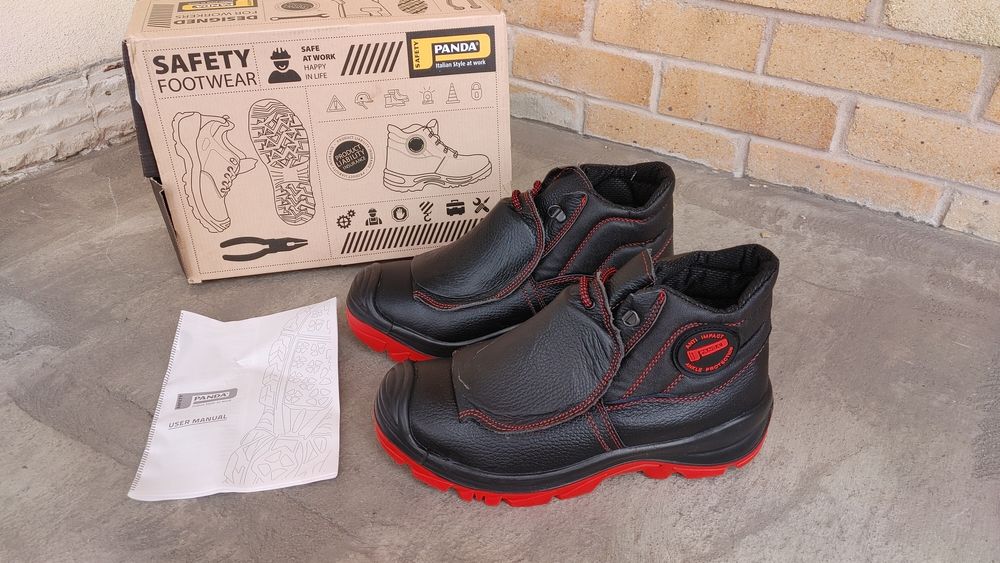 Panda obuwie robocze vibram nowe 43
