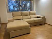 Sofá com chaise longue à esquerda