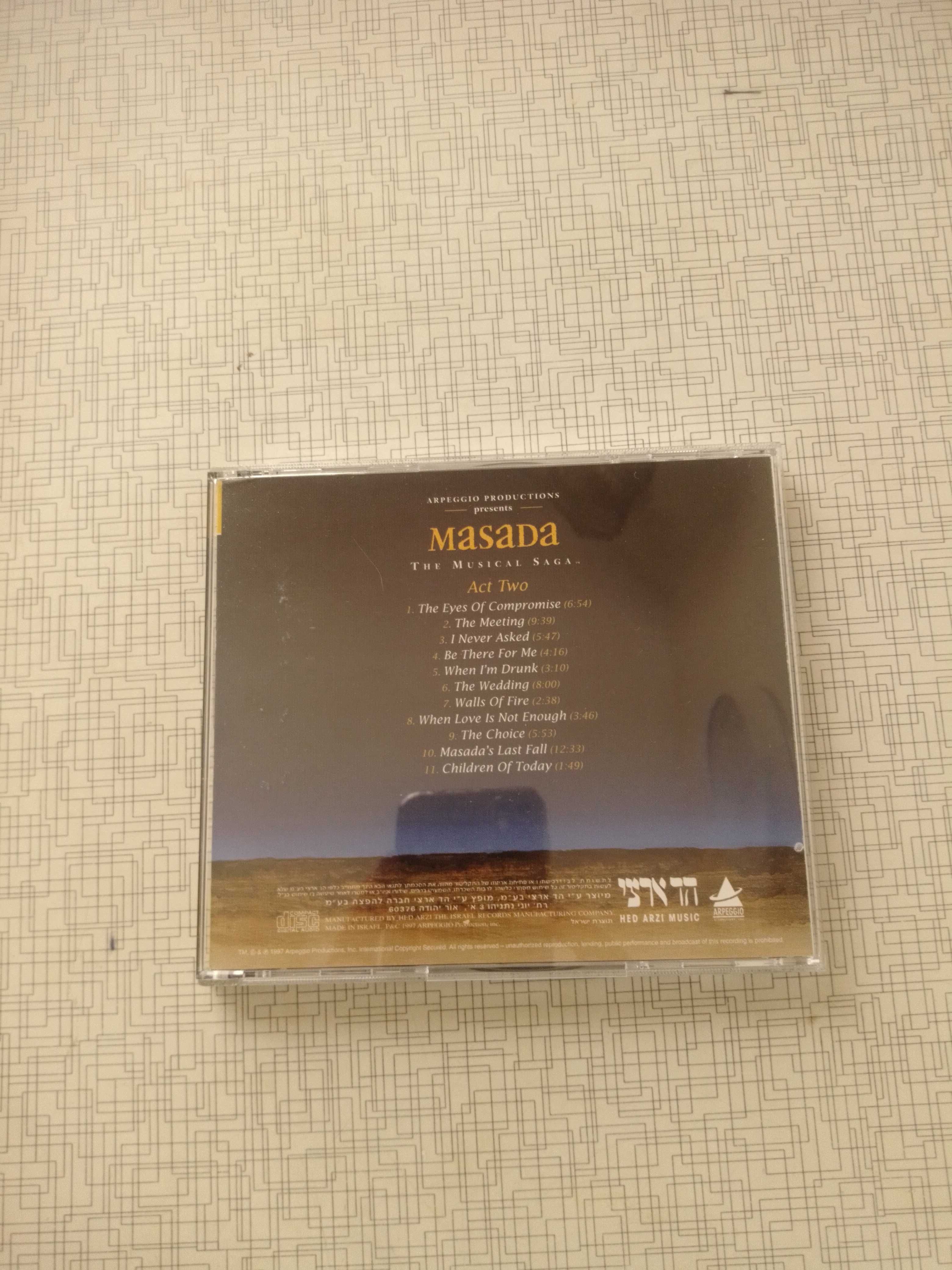 CDs da cantata musical do drama que ocorreu em Masada.