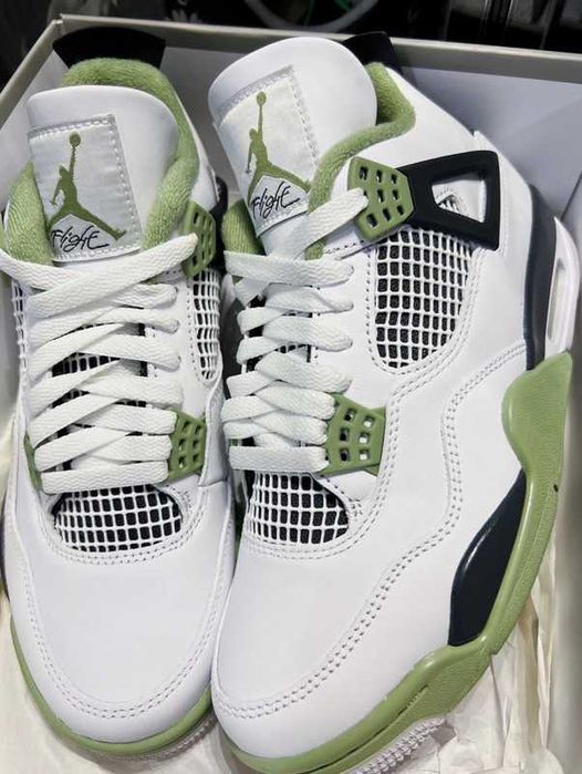 Jordan 4 Seafoam Oil Green R.39