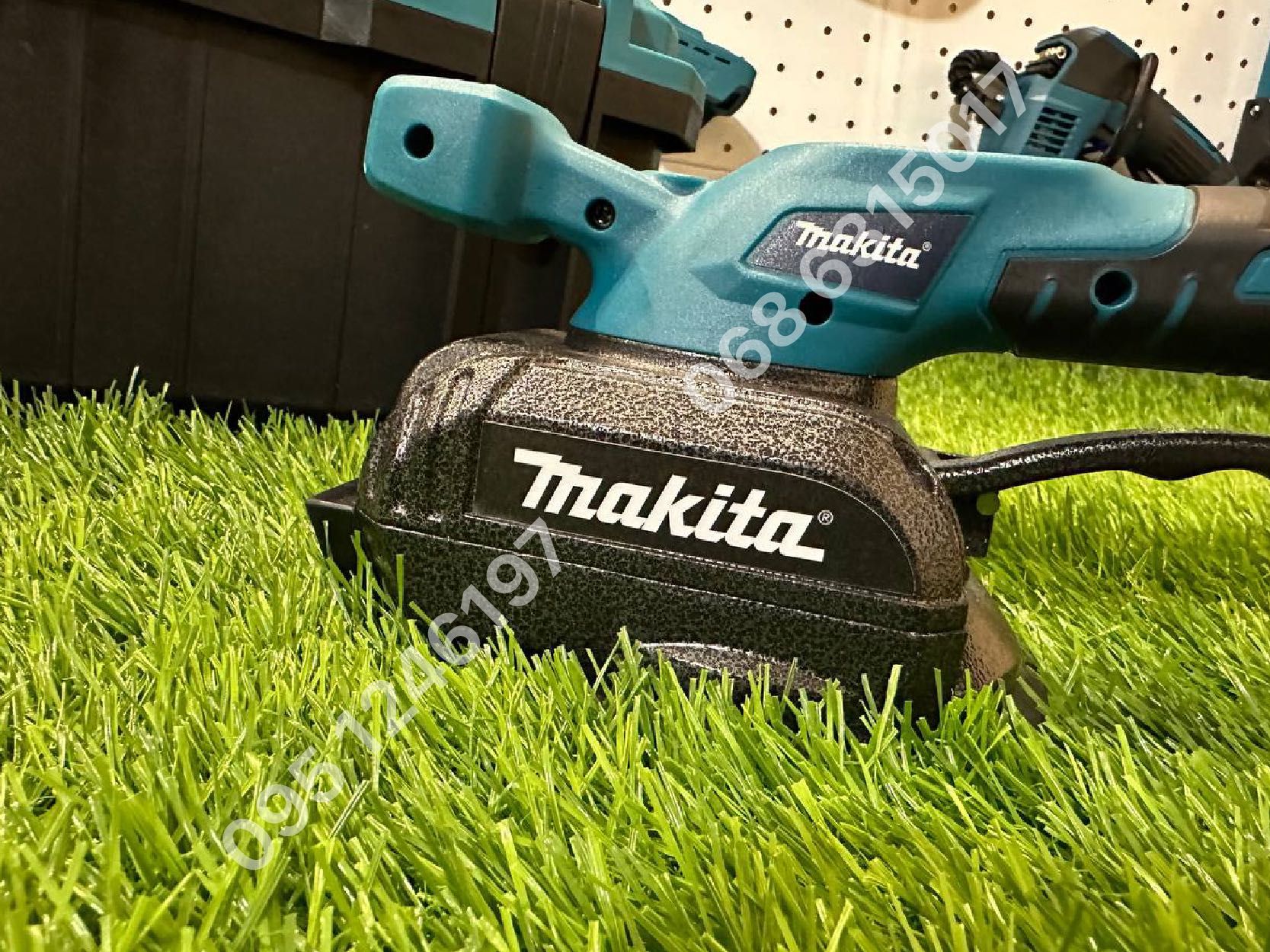Аккумуляторная присоска Makita MMS60 Без аккумулятора і зп  для плитки