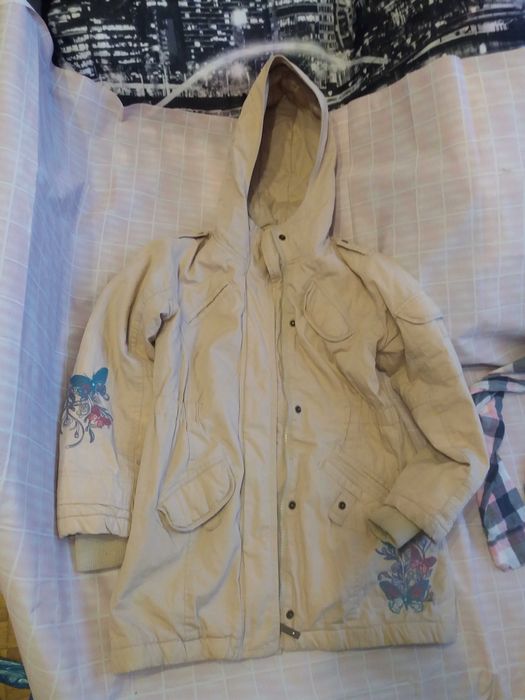 Kurtka dziecięca, spodenki, koszulka flanelowa