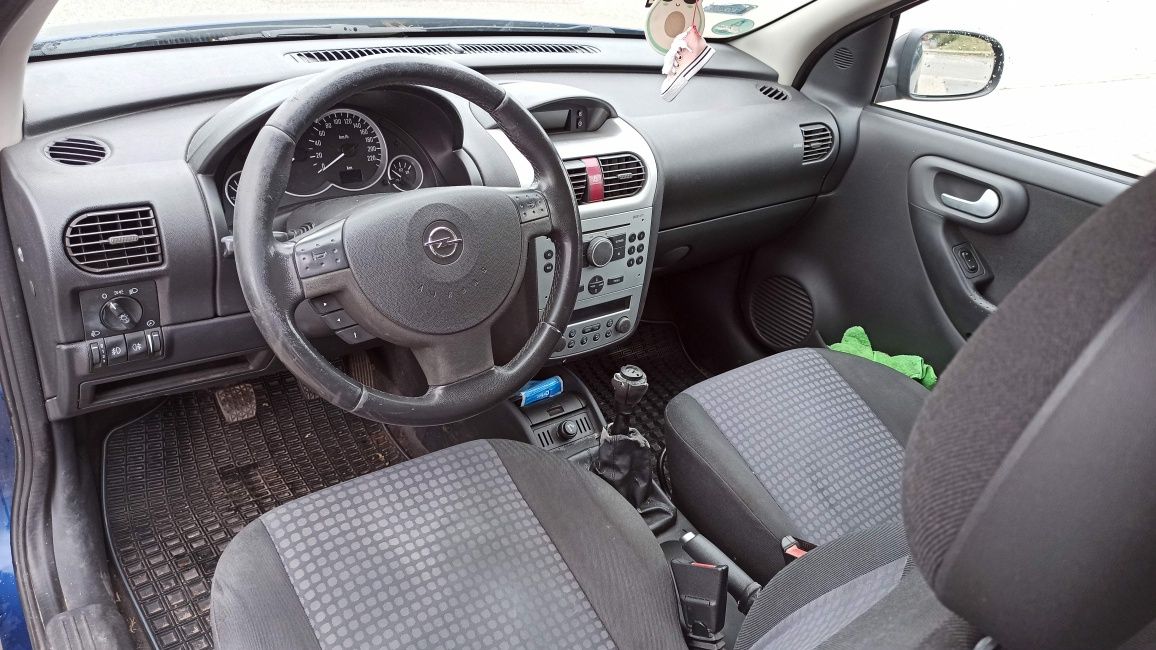 Opel Corsa C 1.0 benzyna