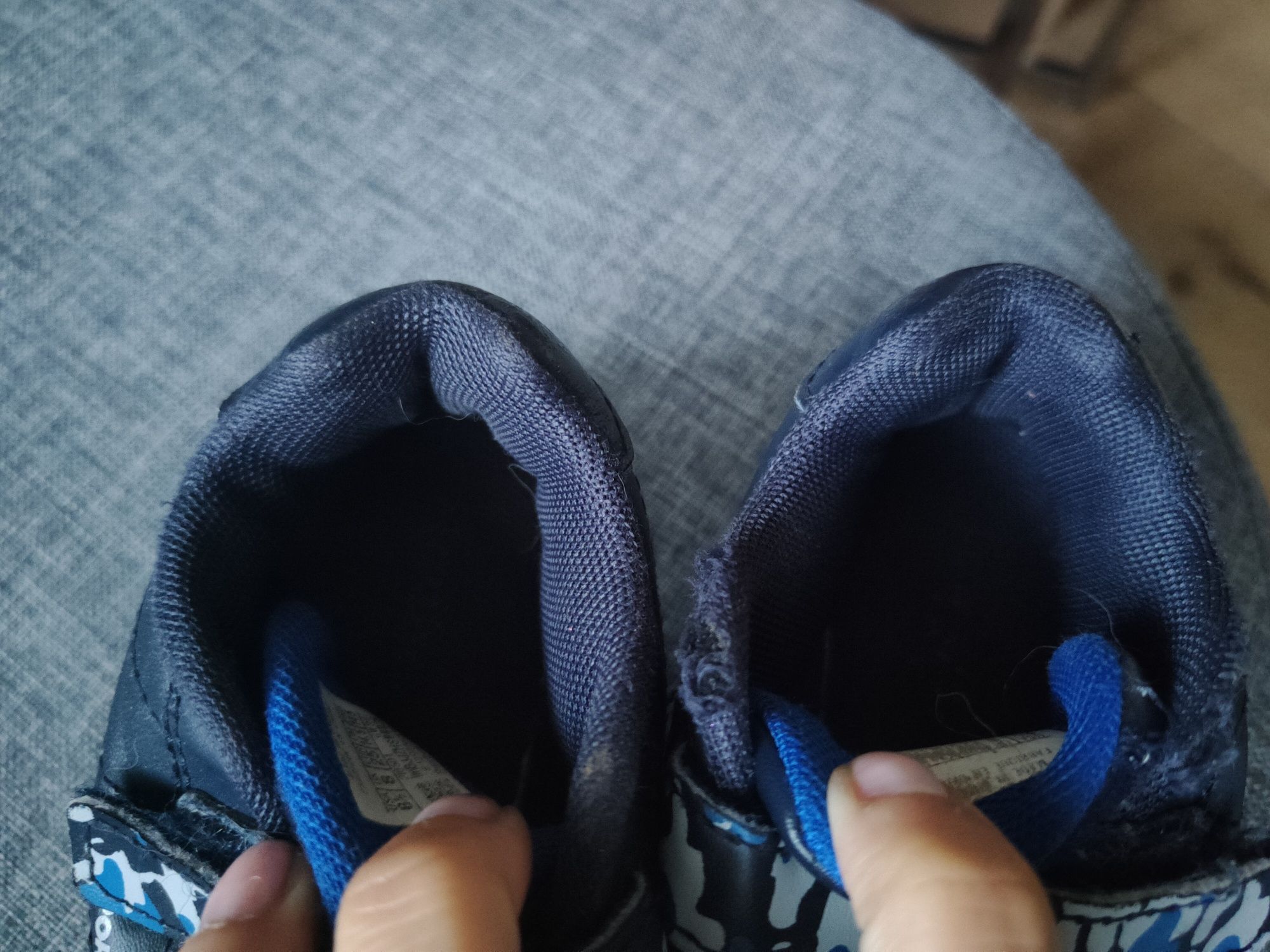 Reebok buty dziecięce adidasy chłopięce 25