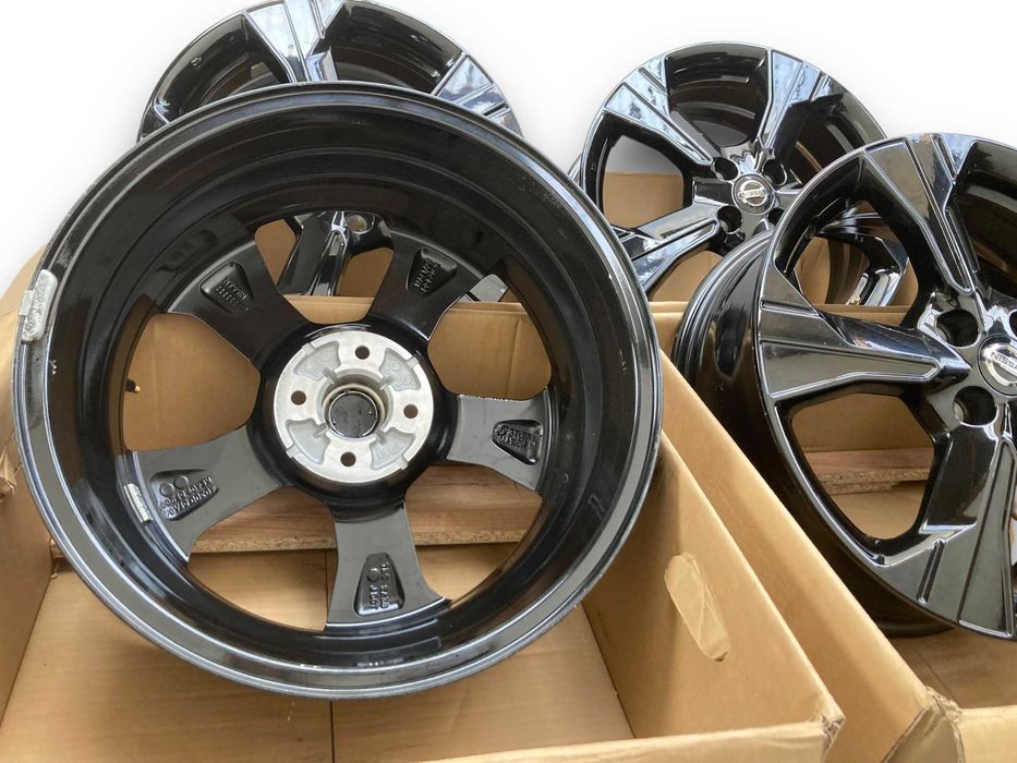 Felgi ALUMINIOWE 17 Nissan Micra Note Renault Clio V
