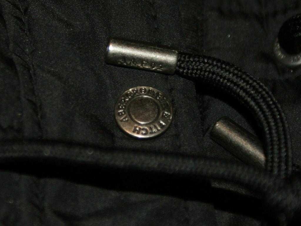 Abercrombie & Fitch kurtka damska zimowa pikowana futerko L 42