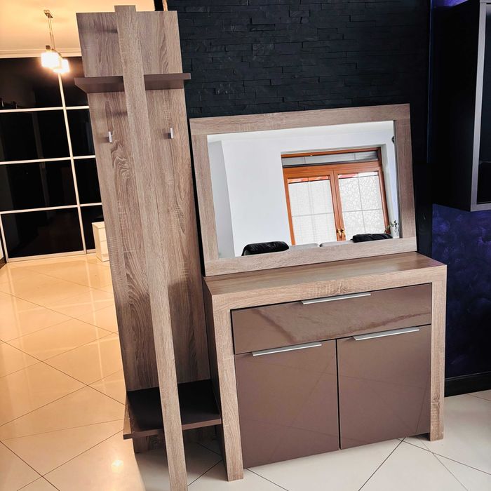 Zestaw mebli do wiatrołapu, przedpokoju