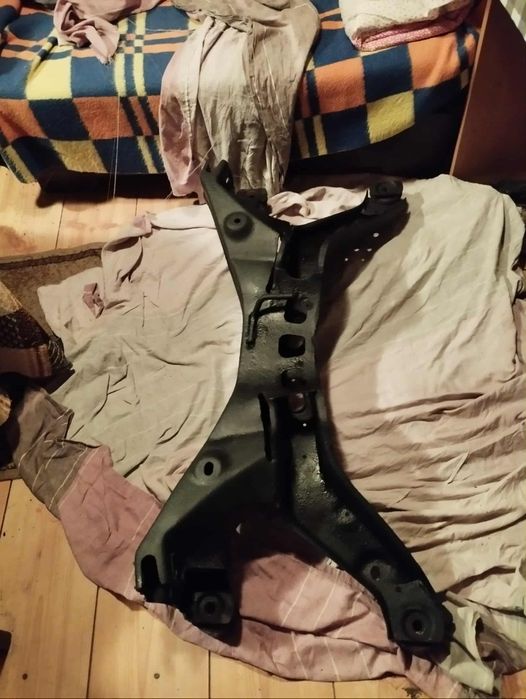 Opel Vectra C belka tył sanki