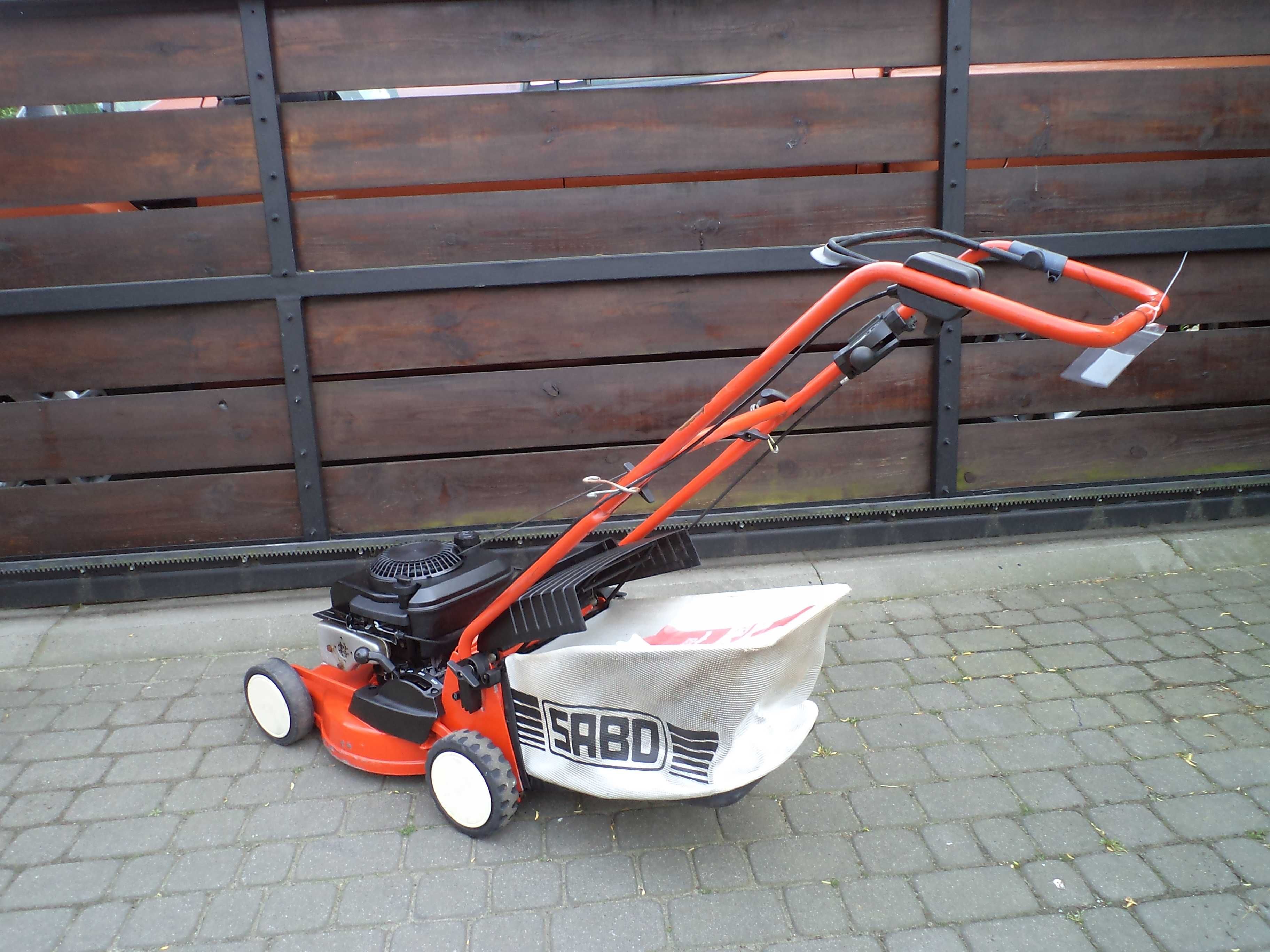 KOSIARKA SPALINOWA Sabo Briggs&Stratton 5 KM bez napędu WYSYŁAM