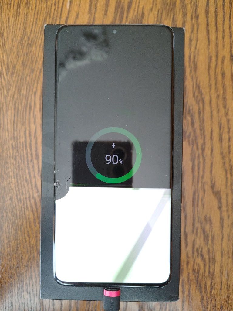 Samsung Galaxy s20 plus (uszkodzony)