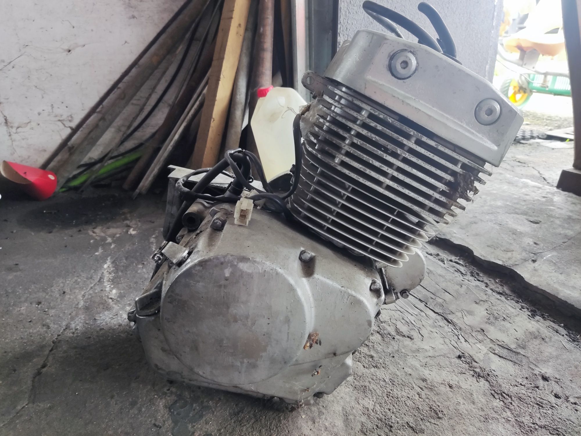 Silnik kompletny CPI 250 honda barossa zablokowana skrzynia biegów