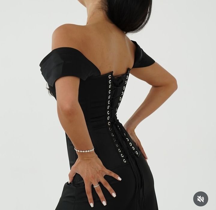 Цільний атласний корсет. Є ЗБІЛЬШЕНІ РОЗМІРИ!