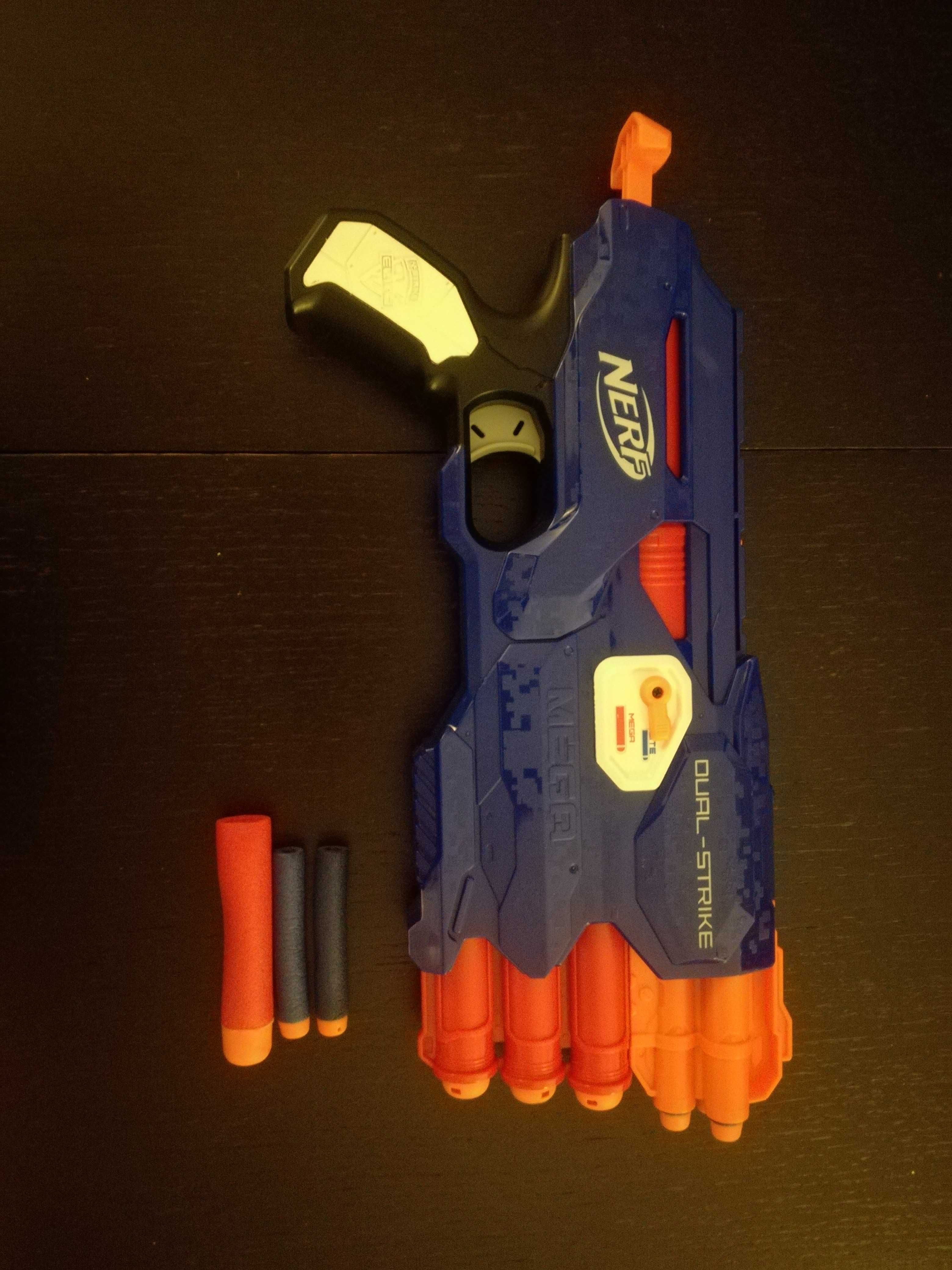 Nerf n—strike elite dual strike com balas