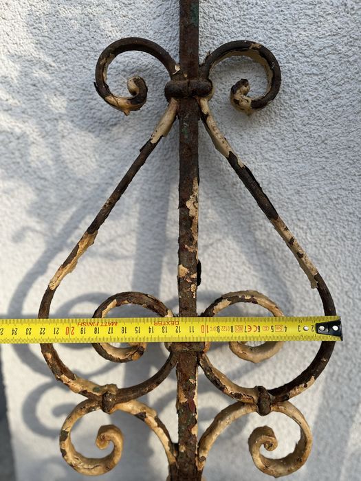 rozeta kuta balustrada element ogrodzenia secesja