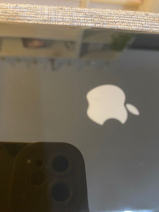 iPhone SE 2020 usado