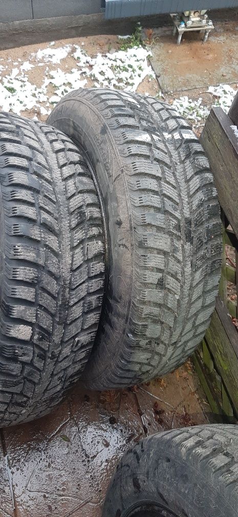 Koła zimowe 185/65/R15" opona z felgą