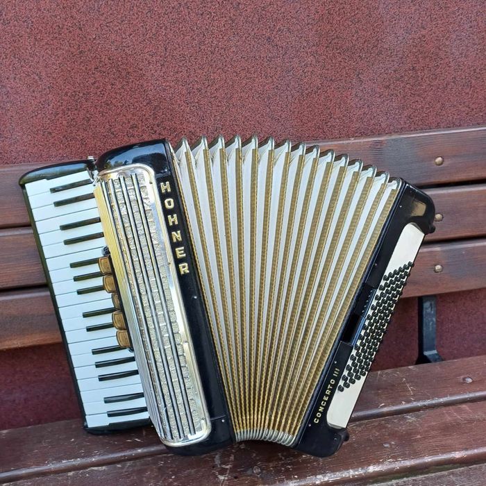 Akordeon Hohner Concerto 72 basy