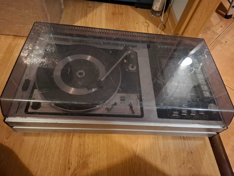Gramofon Grundig