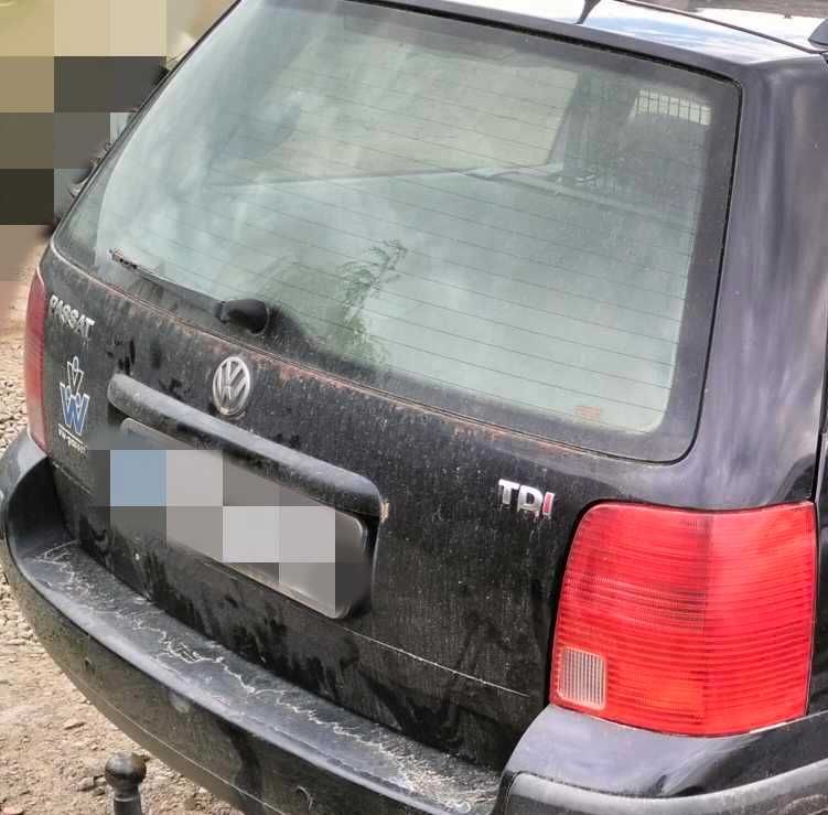 klapa vw passat B5