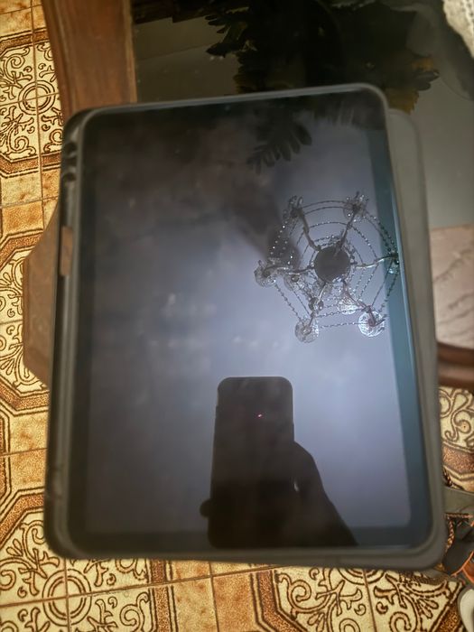 Vendo IPad 5 Usado .