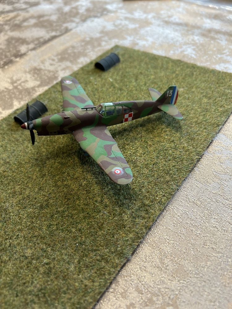 Model myśliwca Caudron C.714 Cyklone w barwach polskich w skali 1:72