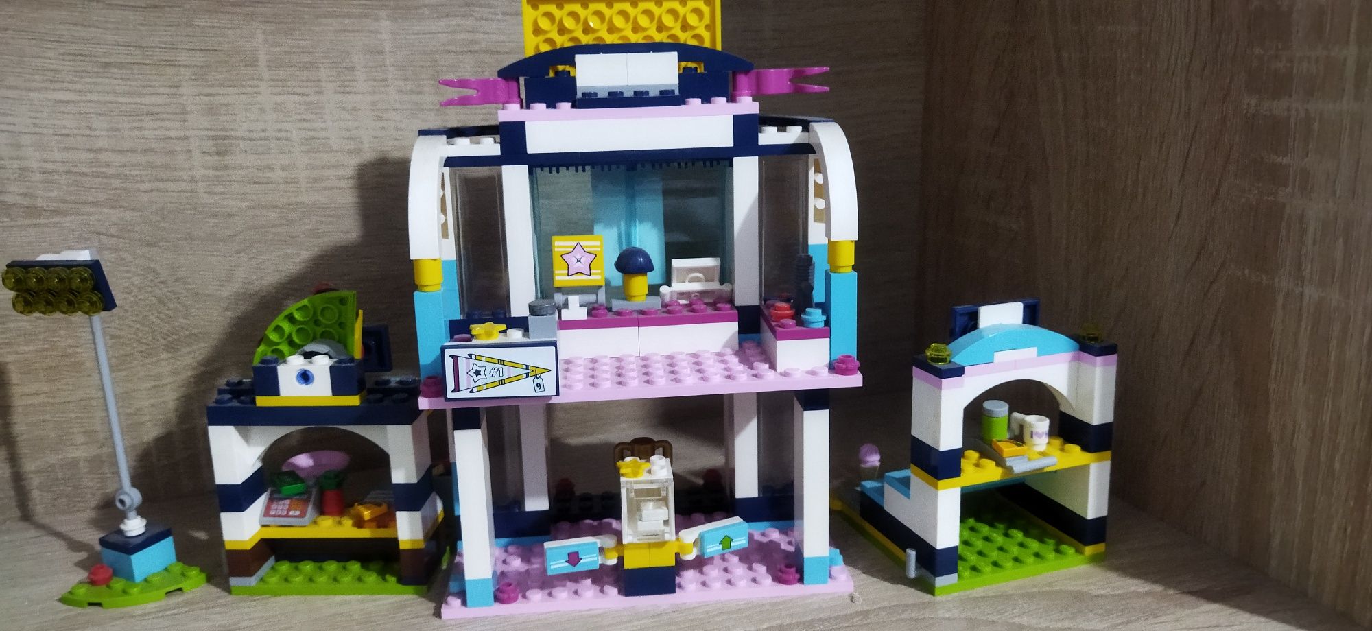 LEGO Friends Stadion 
Stadion sportowy Stephanie
LEGO Friends 41338 Kl