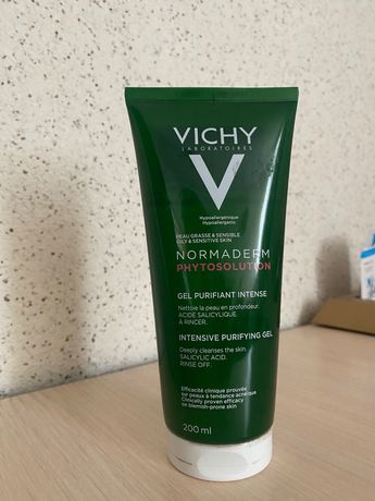 Гель для глибокого очищення шкіри «Vichy»