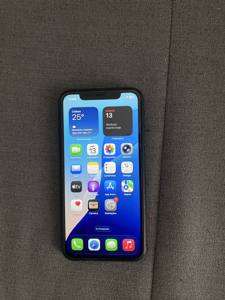 Vendo iphone 11 desbloqueado c/ caixa e acessorios
