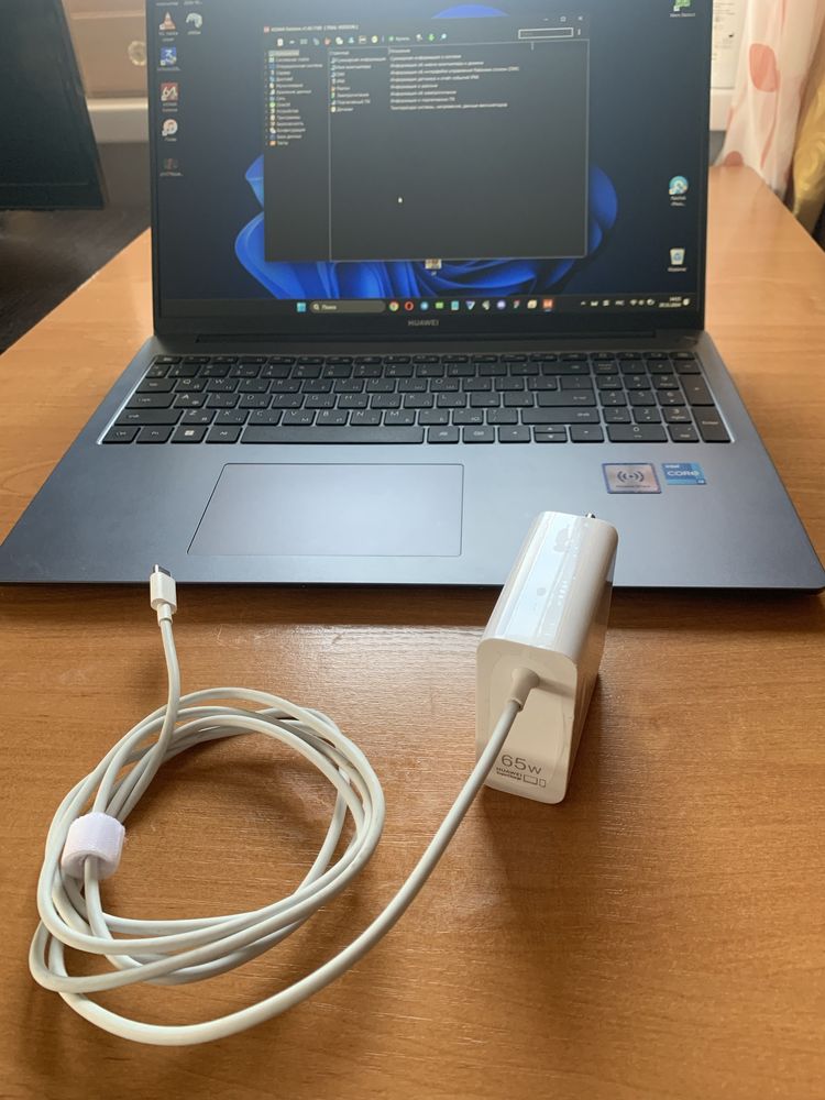 Продам хороший ноутбук HUAWEI MateBook D16