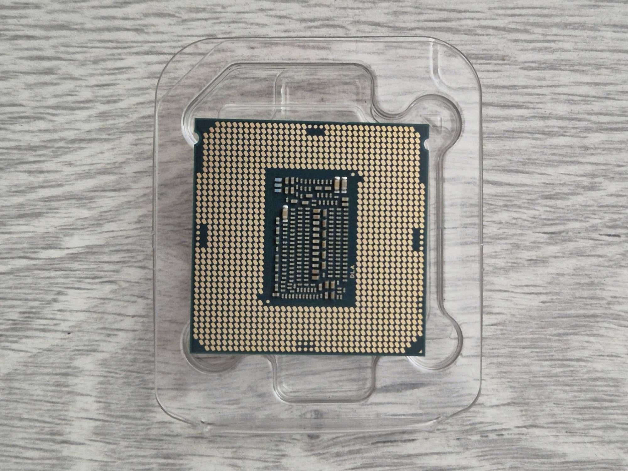 s1151v2 процесор Intel Core i7-9700K 8ядер 4.9GHz з графікою. Trade-in