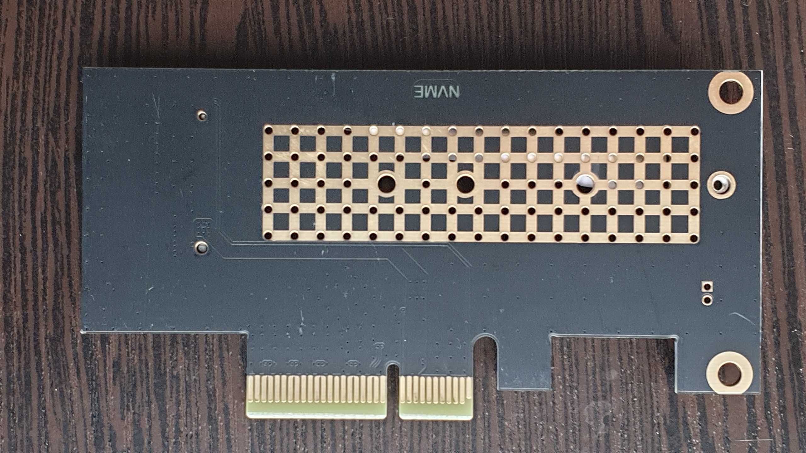 Перехідник (адаптер) M.2 NVMe to PCI-E 4.0/3.0 x4