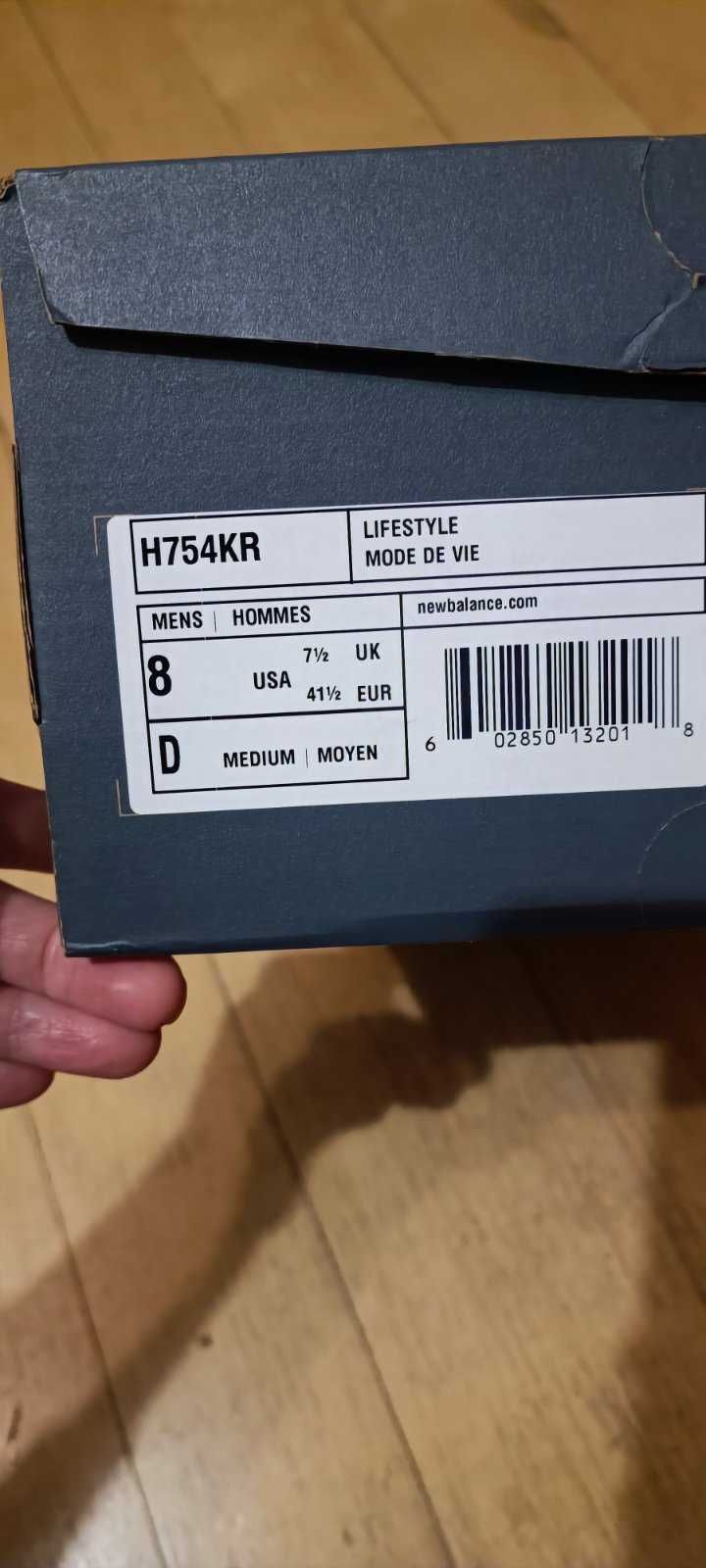 Продам зимние ботинки New Balance р.41,5 в идеальном состоянии