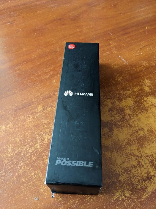 Селфі палка від Huawei