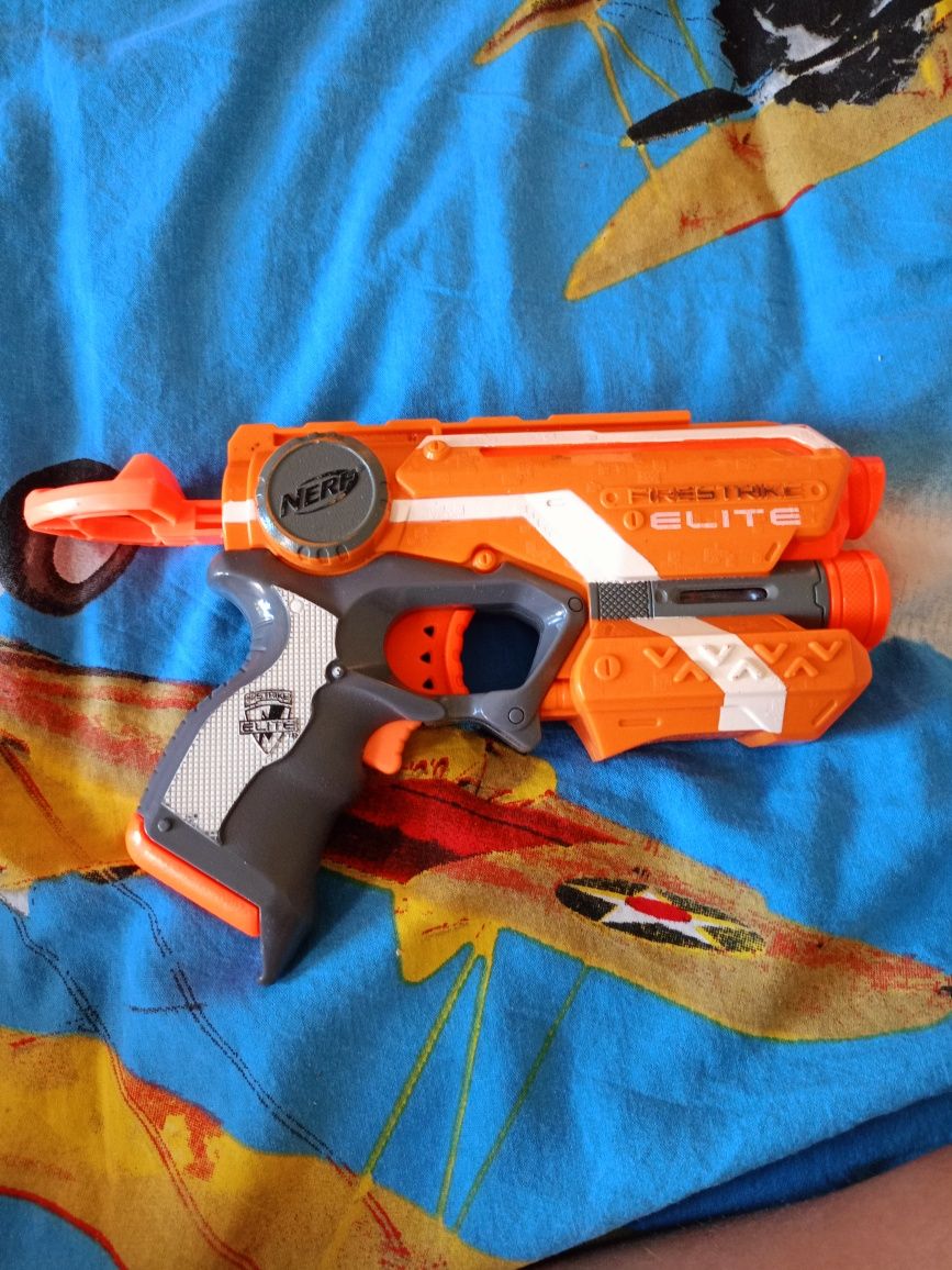 Nowy pistolet NERF Elite