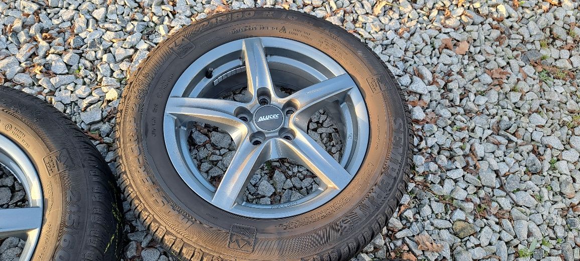 Felgi aluminiowe 16" z oponami Mazda Cx 3 itp