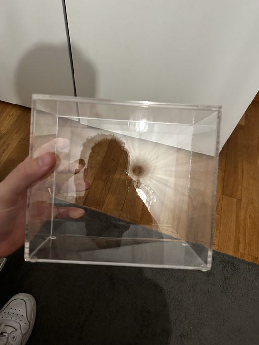 Caixas de acrilico para proteção