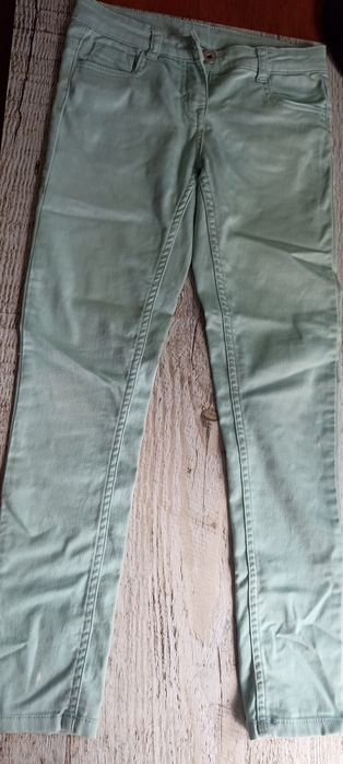 Seledynowe slim  jeans Pocopiano rozmiar 146 cm 11 lat z regulacją w p