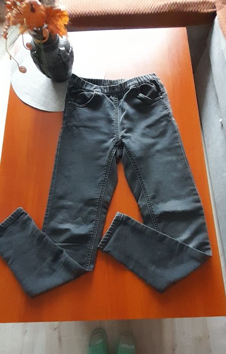 Spodnie dziewczęce rozmiar 146