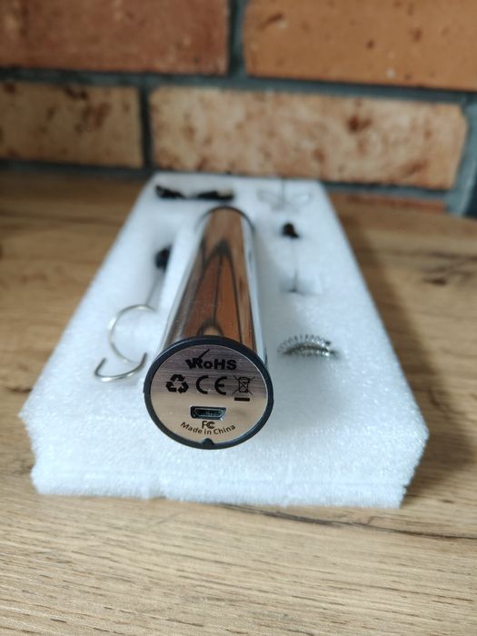 Spieniacz do mleka z 3 końcówkami ubijaczka do jaj i ciasta