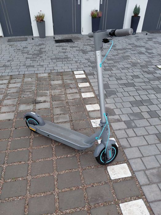Hulajnoga elektryczna MOTUS Scooty 10