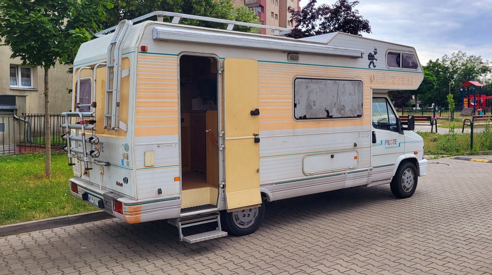 Kamper Peugeot j5 2.5td Pilote R550 Wrocław ducato / c25