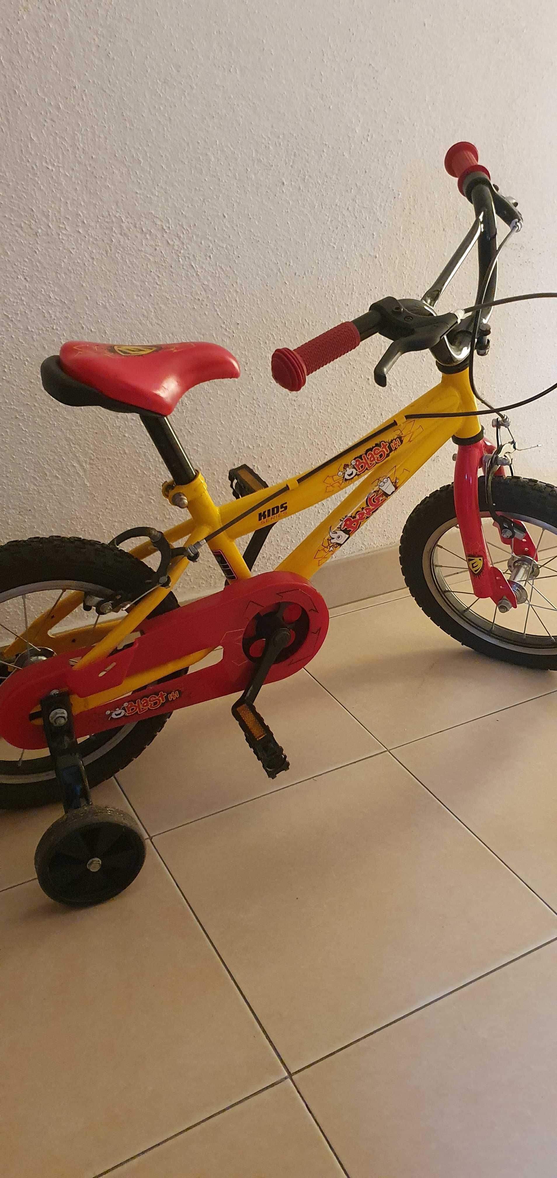 Bicicleta para crianca