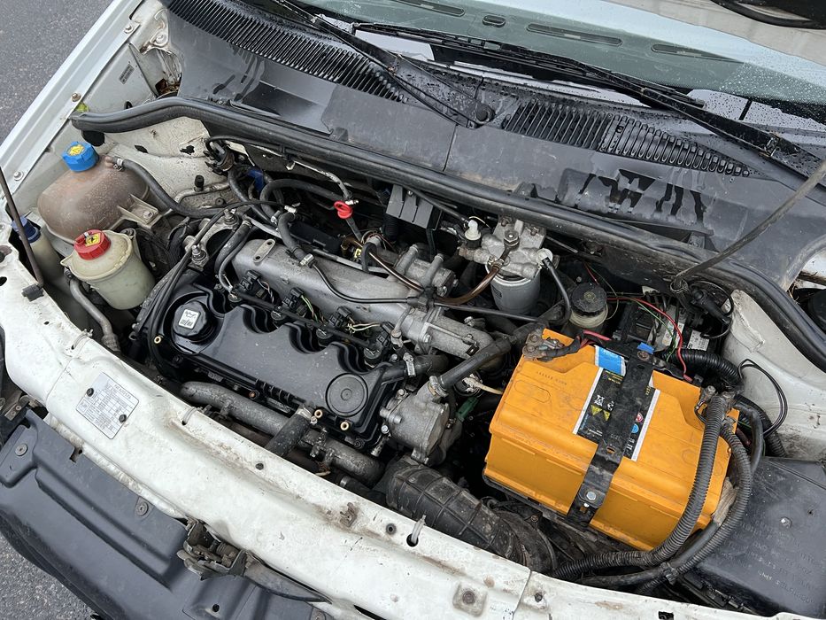 Fiat Doblo 2003 року - 1.9 турбодизель.