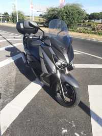 Yamaha X Max 250cc      2014