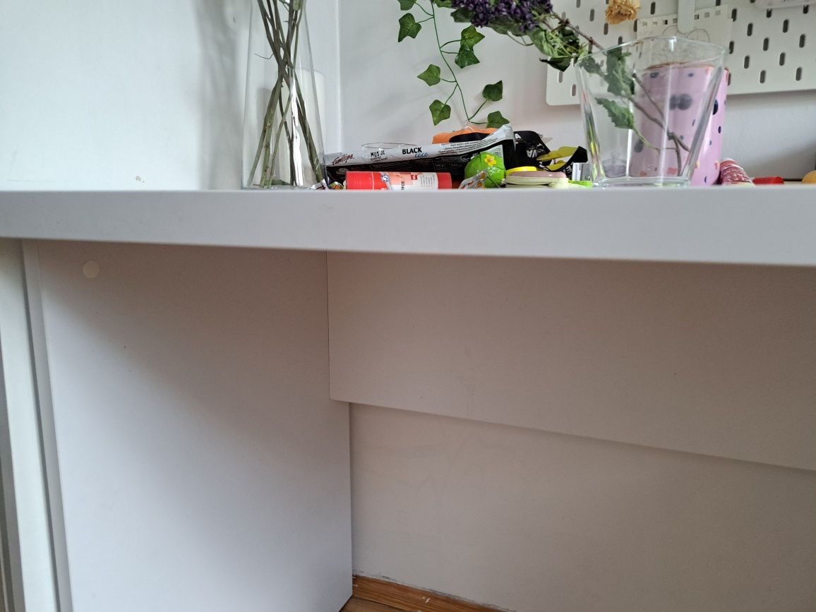 Solidne biurko długie 160 cm