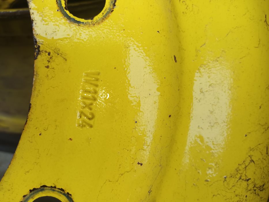 Felgi r24 John deere