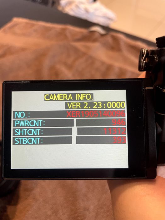 Bezlusterkowiec Panasonic Lumix g7 + obiektyw 14-42 + 25mm f1.7