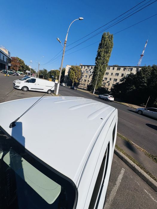 Продам renault kangoo 2017