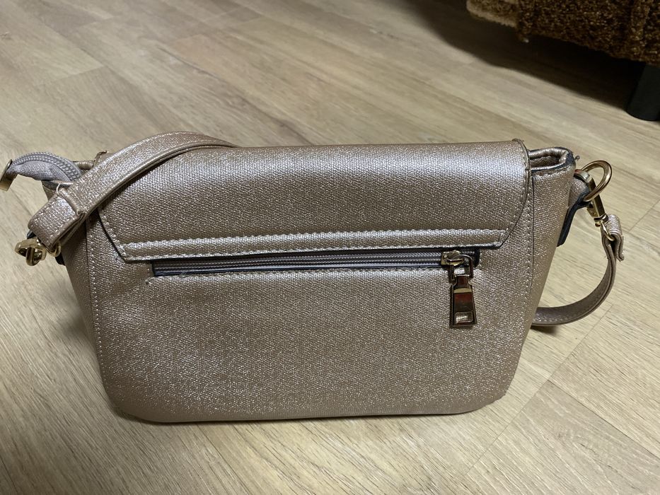 Віддам сумку до платної об’яви